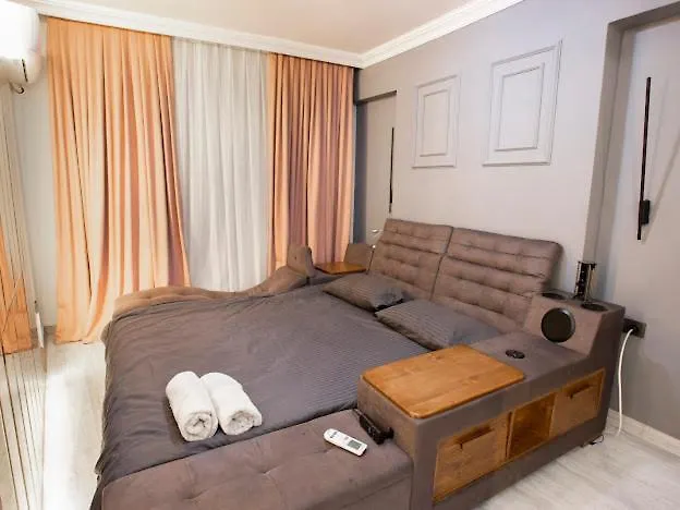 Right Next To The Cevahirshopping Center Apartment Istanbul